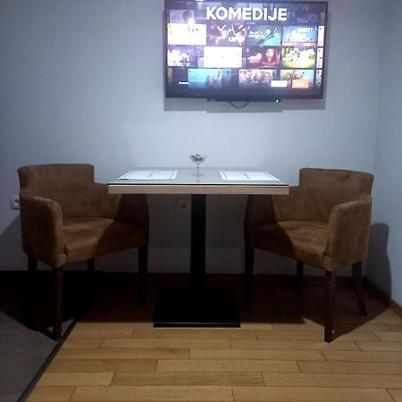 Nm Apartman Banja Luka Esterno foto