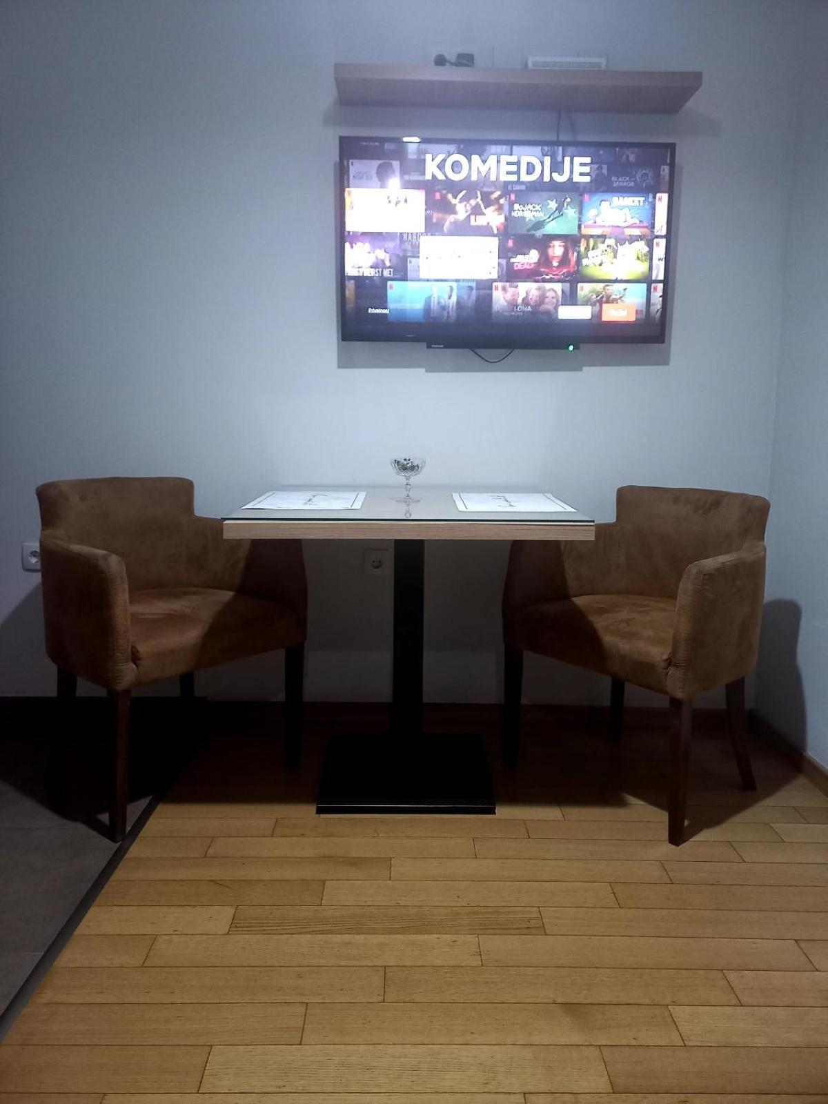Nm Apartman Banja Luka Esterno foto