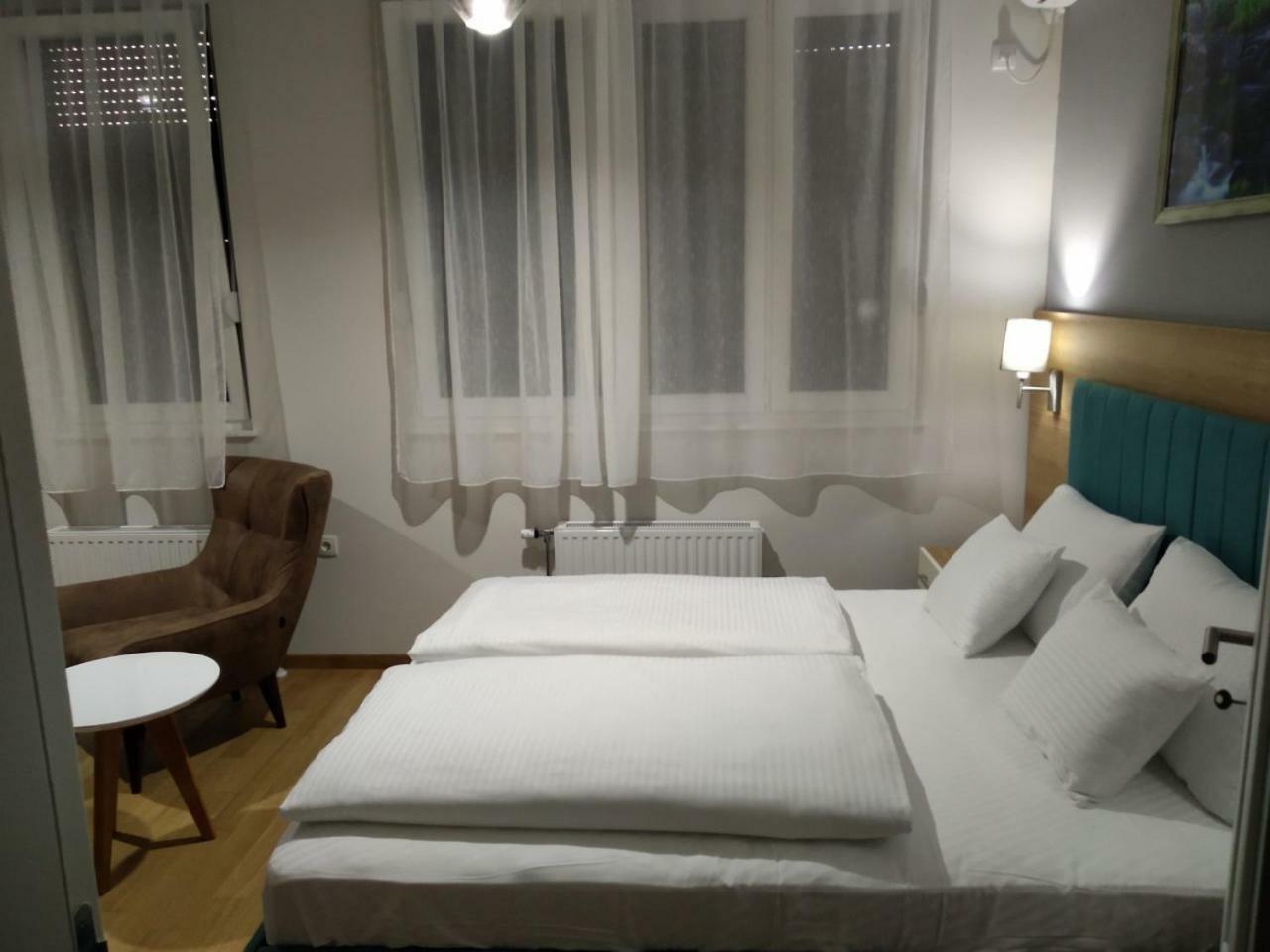 Nm Apartman Banja Luka Esterno foto